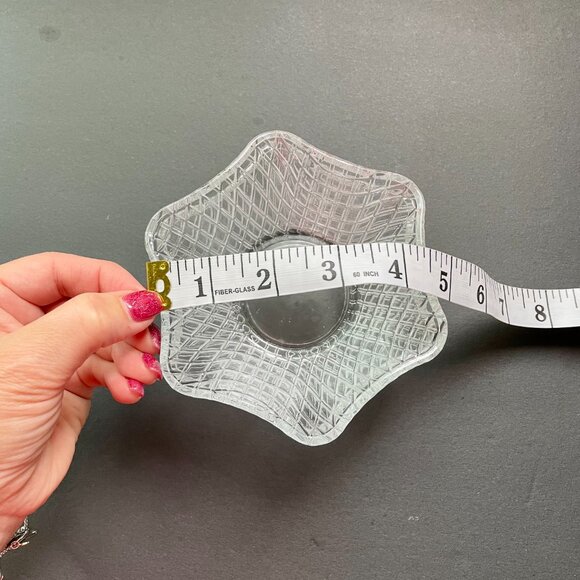 2 little cute glass candy bowls - Picture 6 of 9